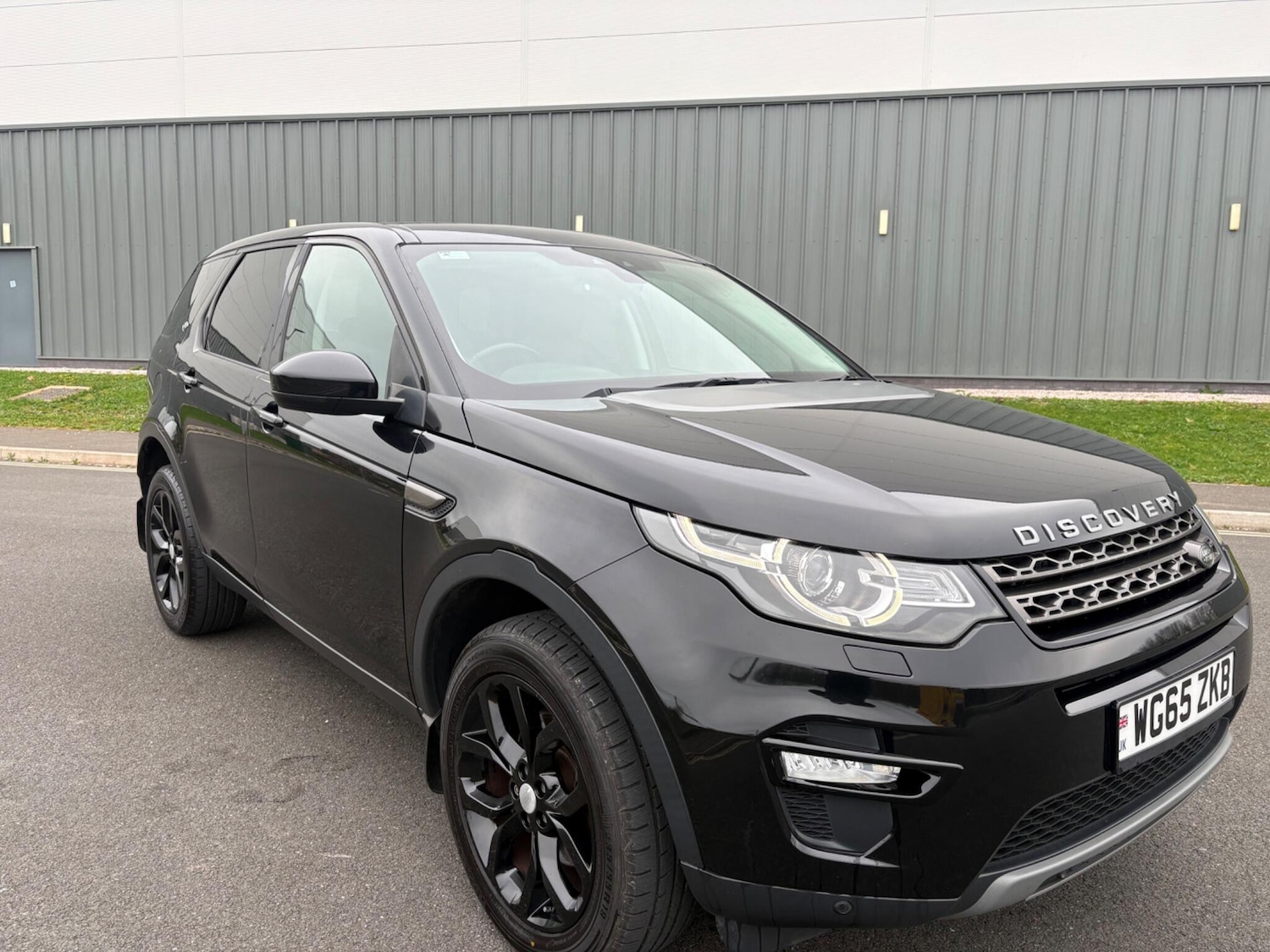 Used Land Rover Discovery Sport for sale - 77784140: Photo 46