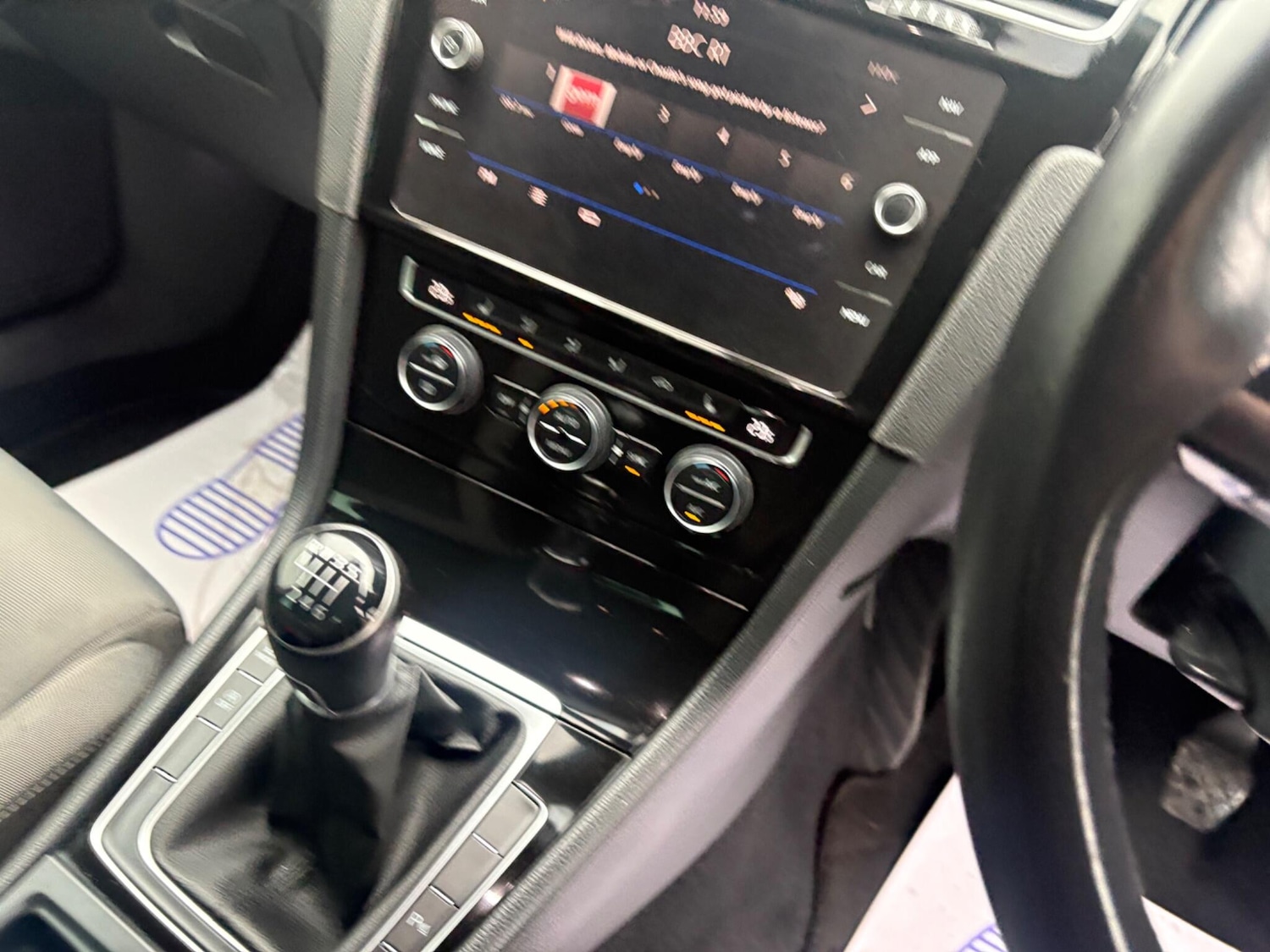 Used Volkswagen Golf 2019 for sale - 77330354: Photo 36