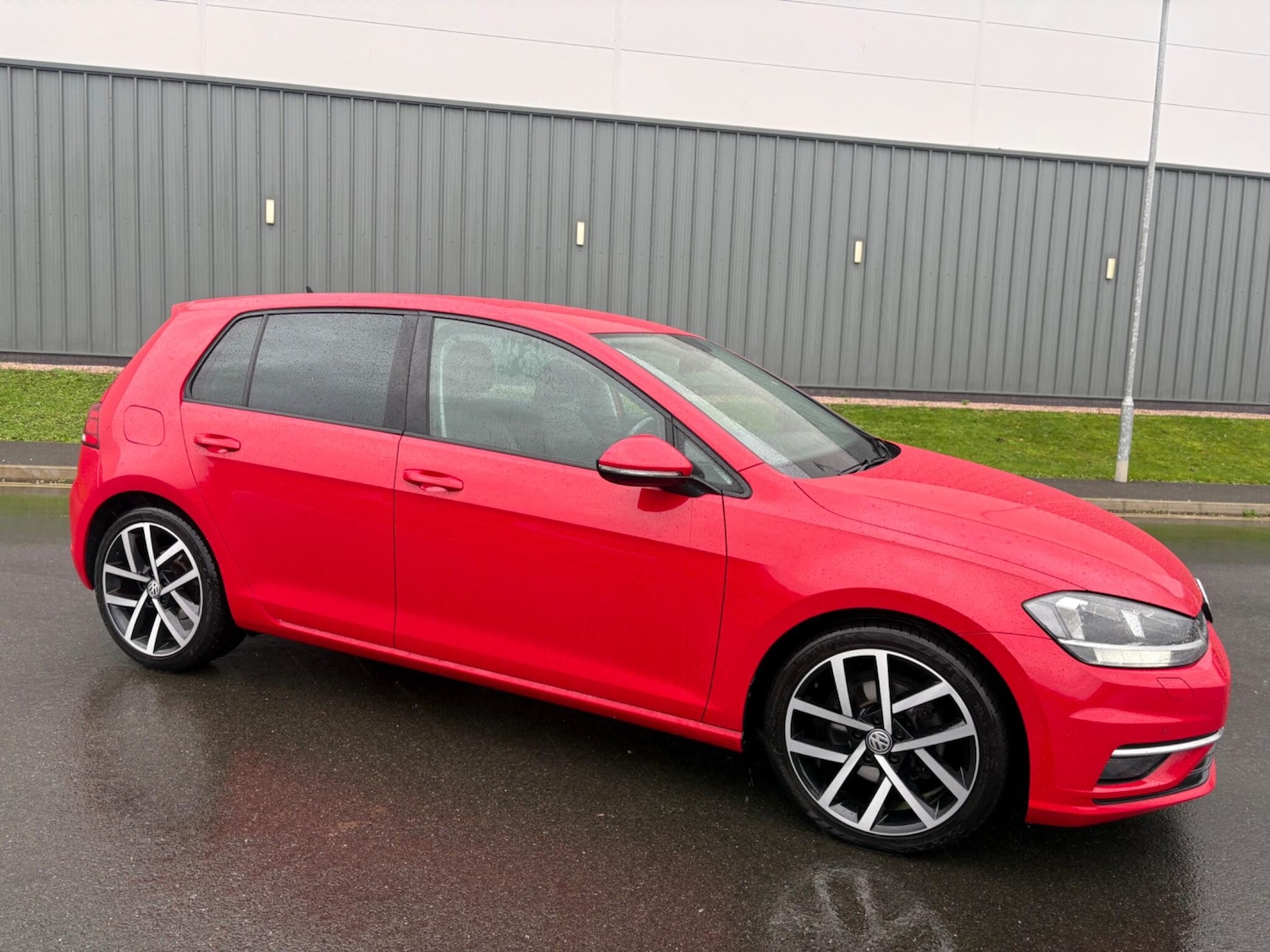 Used Volkswagen Golf 2019 for sale - 77330354: Photo 44