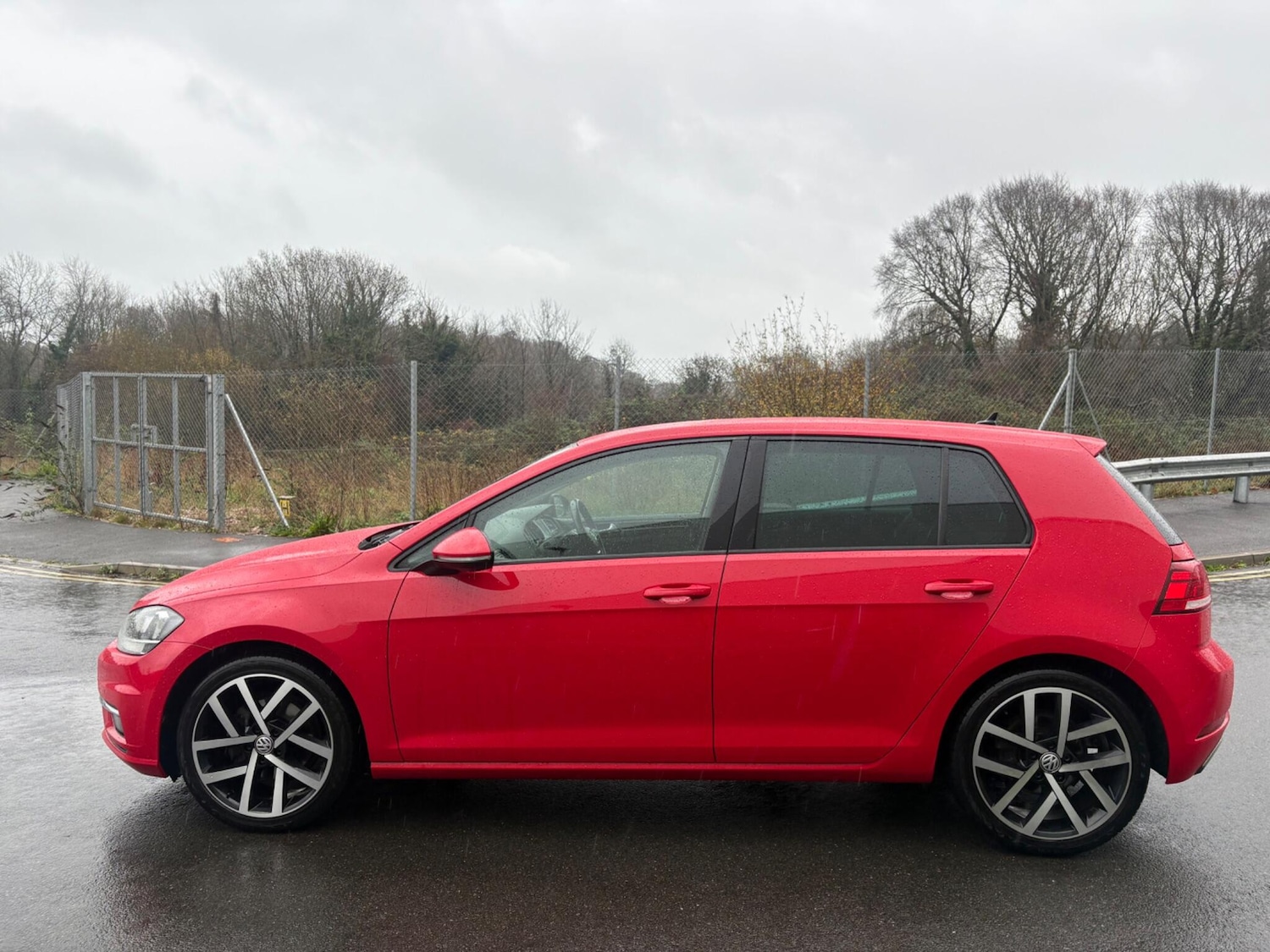 Used Volkswagen Golf 2019 for sale - 77330354: Photo 5