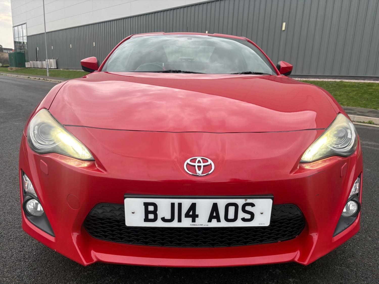 Used Toyota GT86 2014 for sale - 77455892: Photo 2