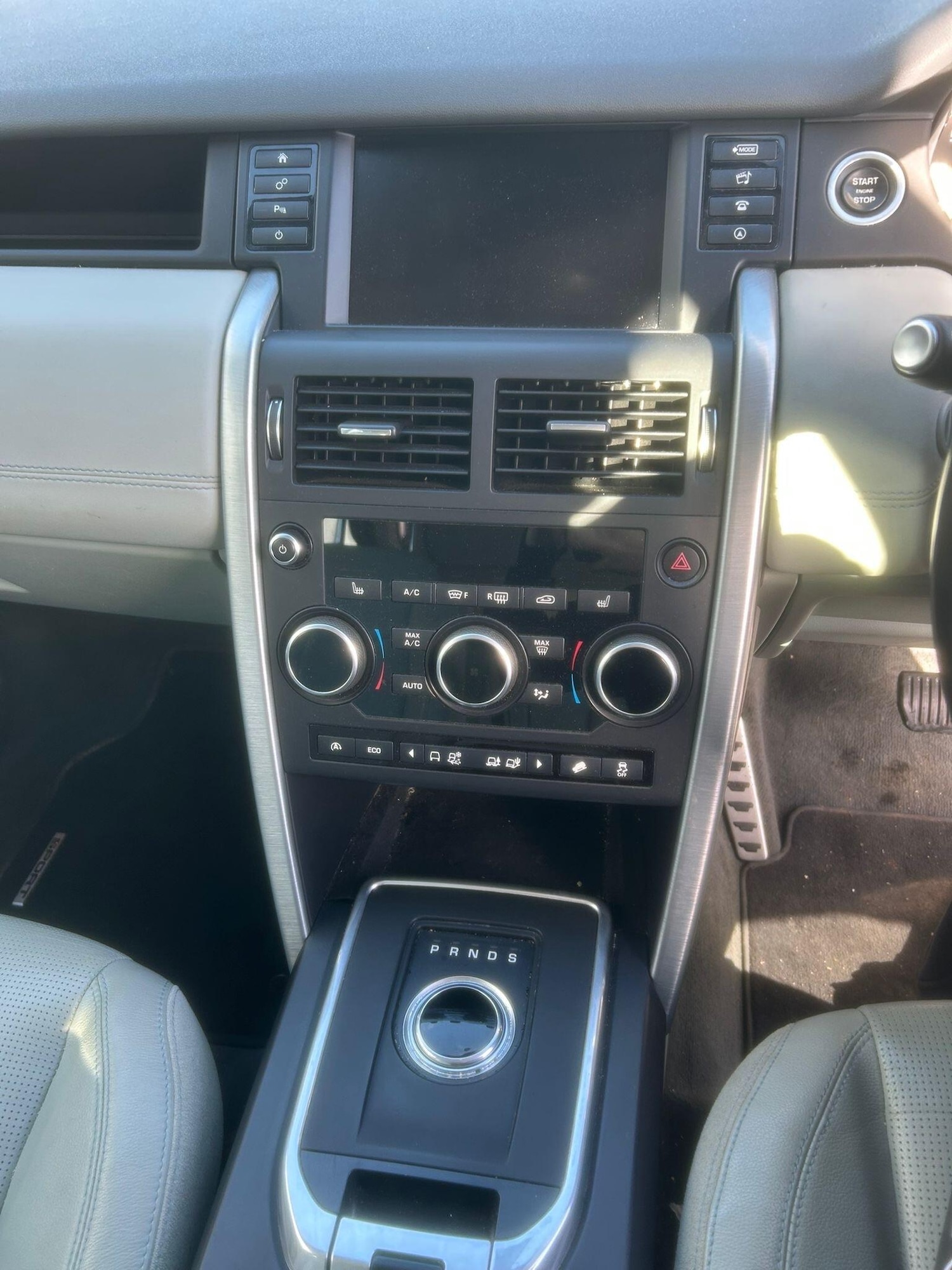 Used Land Rover Discovery Sport 2016 for sale - 76865947: Photo 10