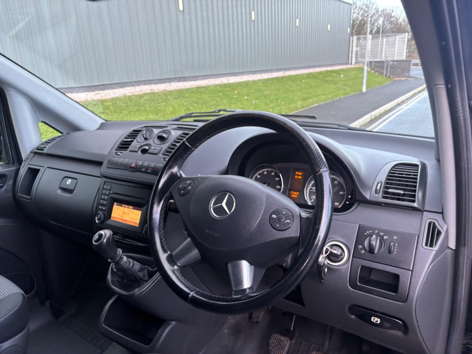 Used Mercedes-Benz Vito 2013 for sale - 76865453: Photo 11