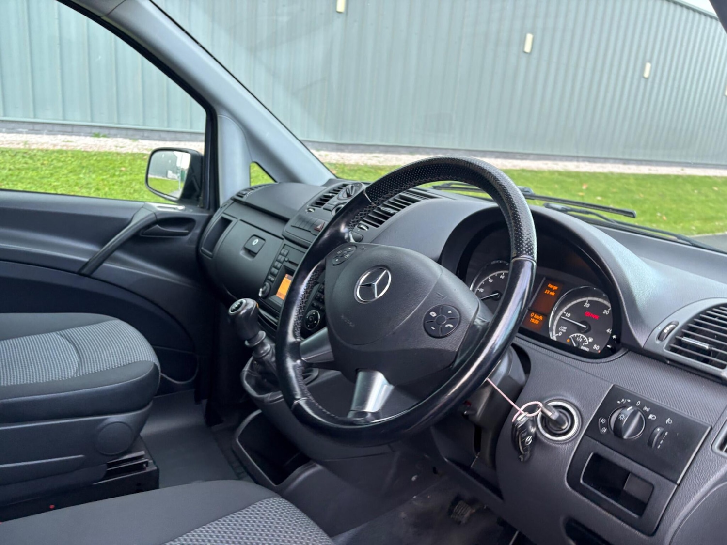 Used Mercedes-Benz Vito 2013 for sale - 76865453: Photo 9