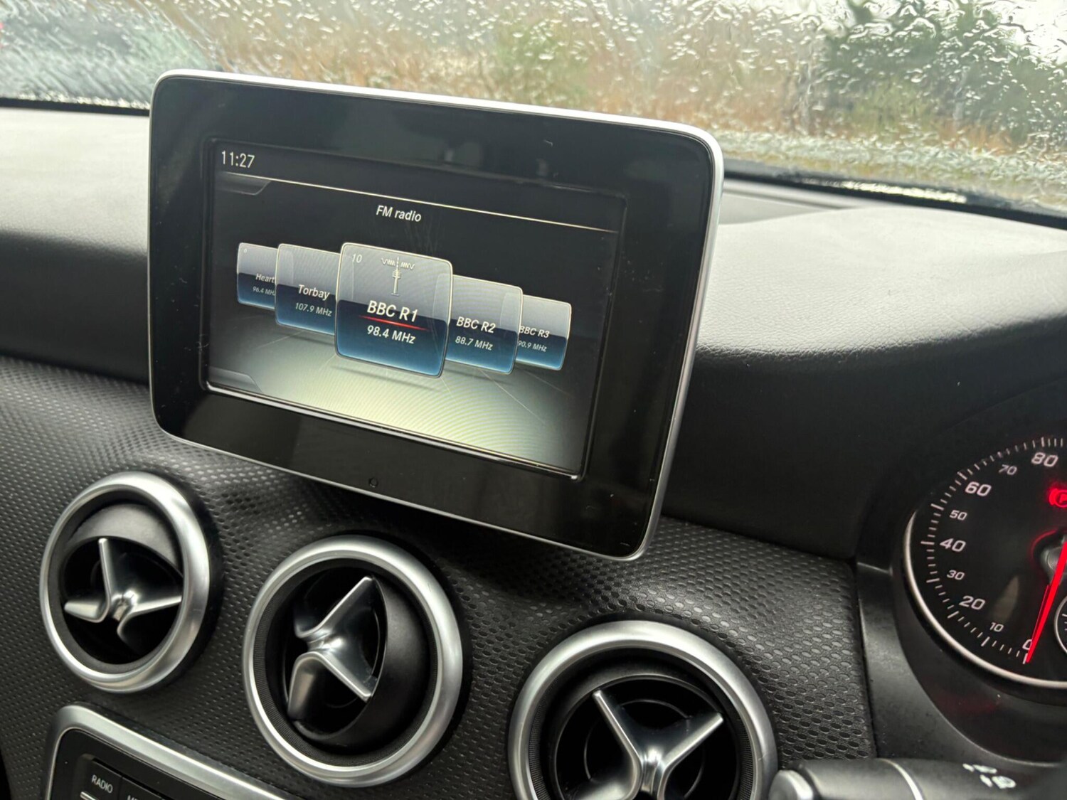 Used Mercedes-Benz A-Class 2015 for sale - 77400637: Photo 18