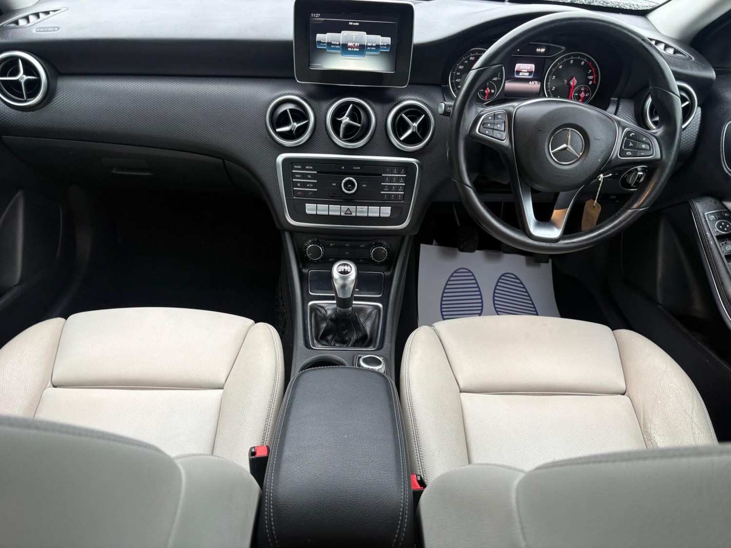 Used Mercedes-Benz A-Class 2015 for sale - 77400637: Photo 2