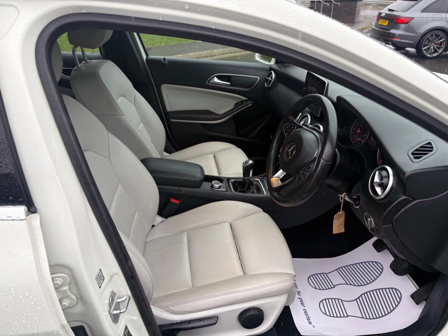 Used Mercedes-Benz A-Class 2015 for sale - 77400637: Photo 29