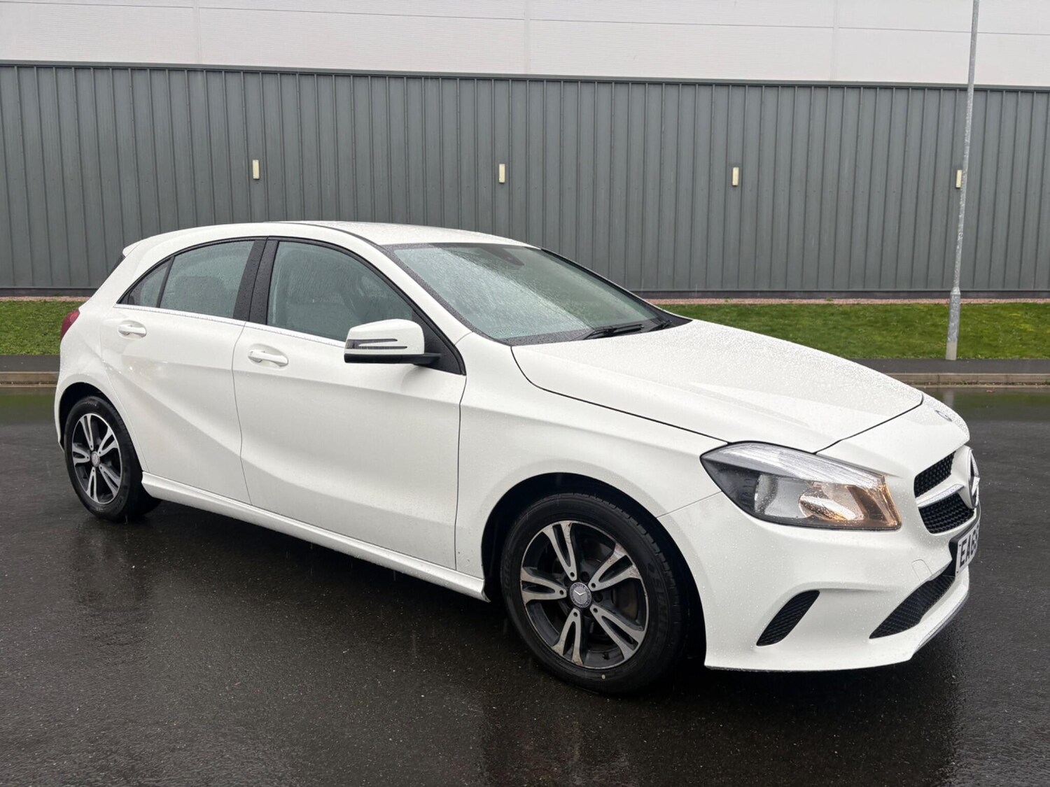 Used Mercedes-Benz A-Class 2015 for sale - 77400637: Photo 38