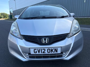 Used Honda Jazz 2012 for sale - 79107457: Photo