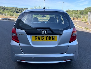 Used Honda Jazz 2012 for sale - 79107457: Photo