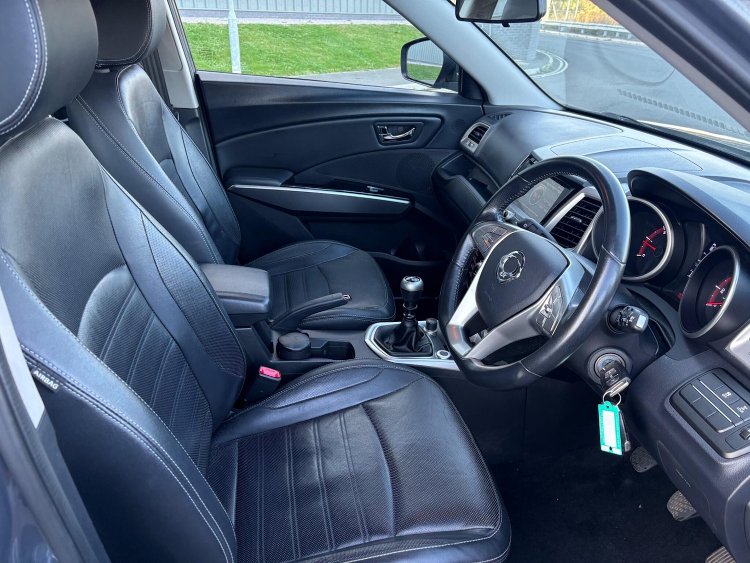 Used Ssangyong Tivoli 2016 for sale - 76866225: Photo 59