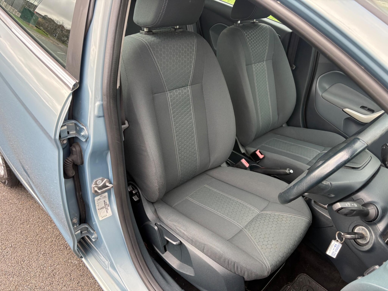 Used Ford Fiesta for sale - 78136030: Photo 2