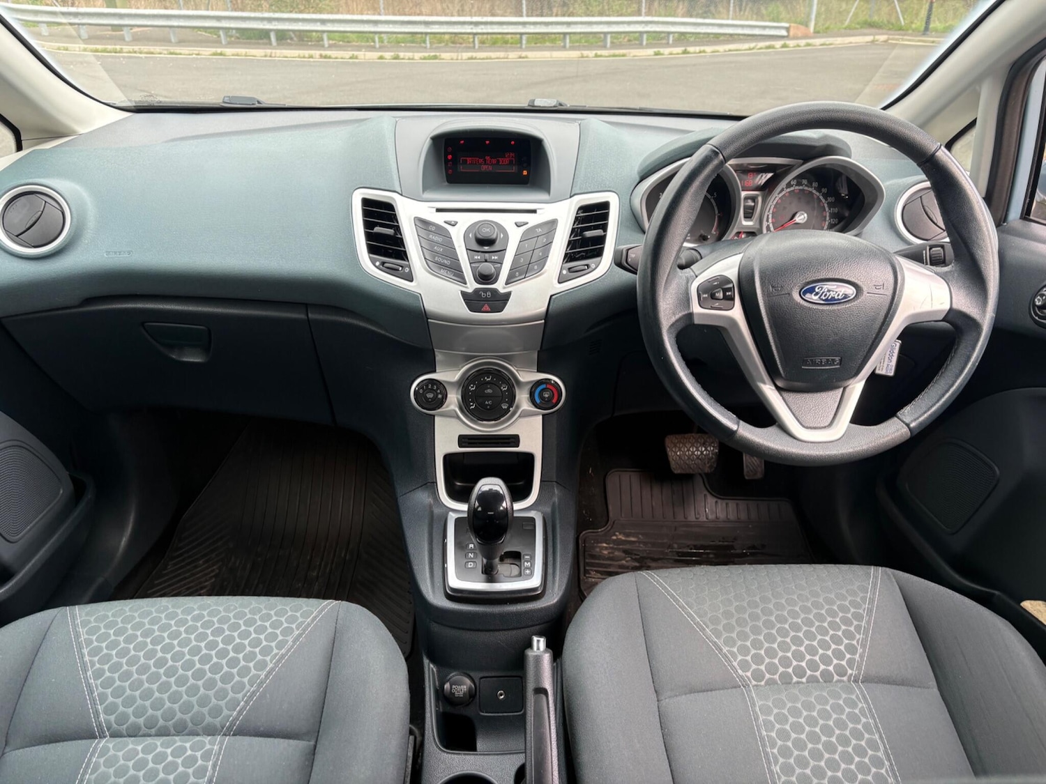 Used Ford Fiesta for sale - 78136030: Photo 3