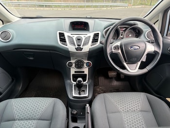 Used Ford Fiesta 2009 for sale - 78136030: Photo