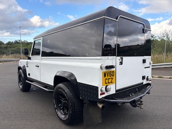 Used Land Rover Defender 2010 for sale - 79075090: Photo