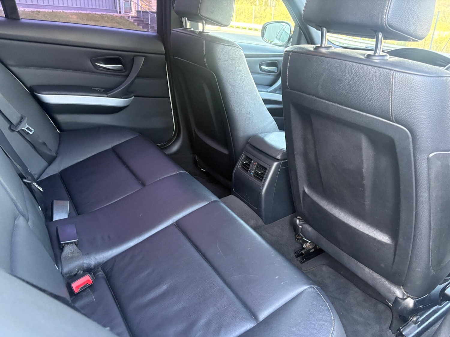 Used BMW 3 Series 2010 for sale - 78157142: Photo 10