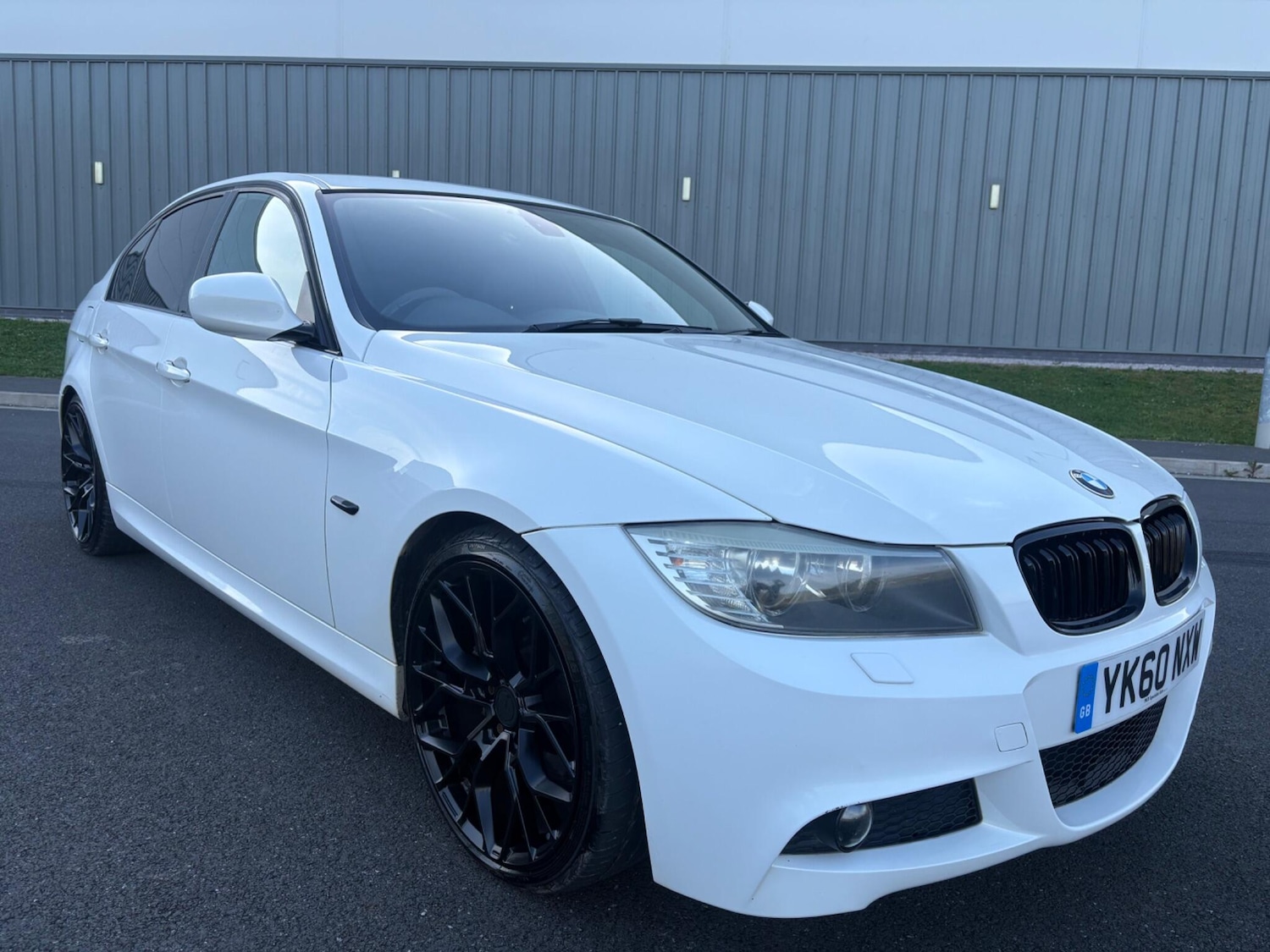 Used BMW 3 Series 2010 for sale - 78157142: Photo 61