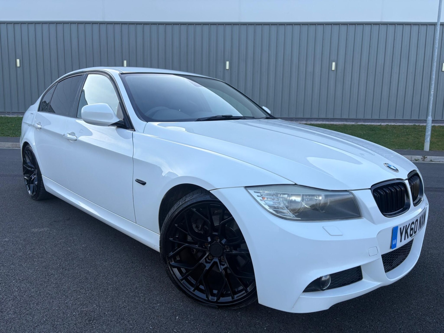 Used BMW 3 Series 2010 for sale - 78157142: Photo 8