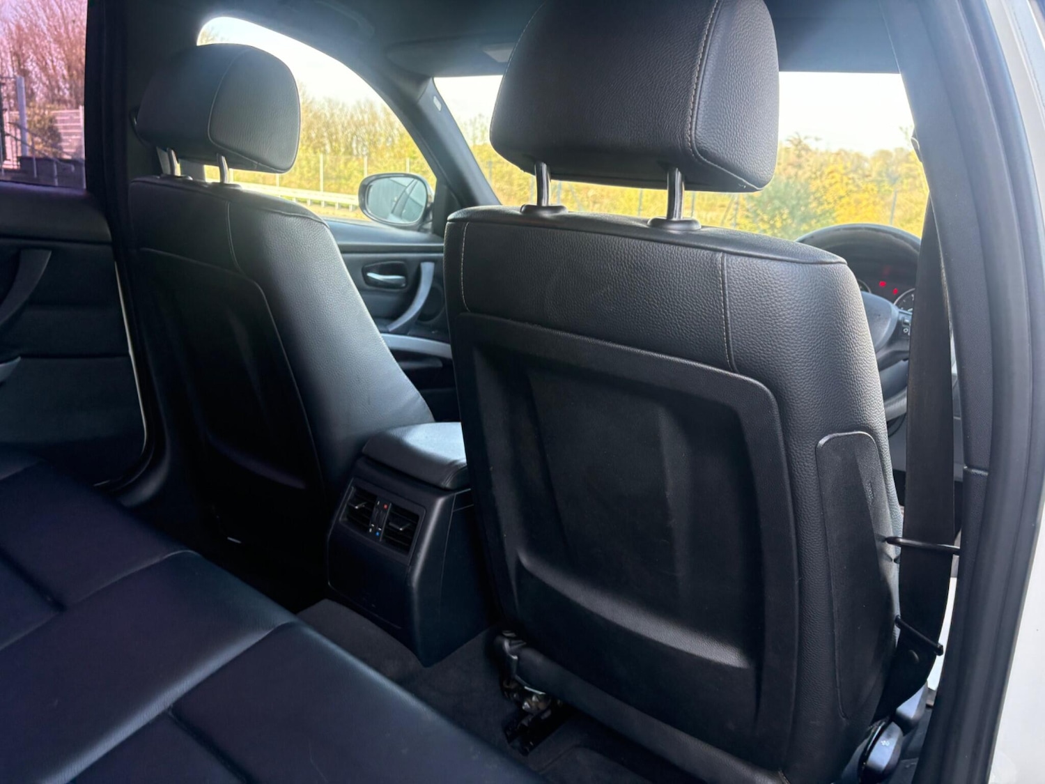 Used BMW 3 Series 2010 for sale - 78157142: Photo 9