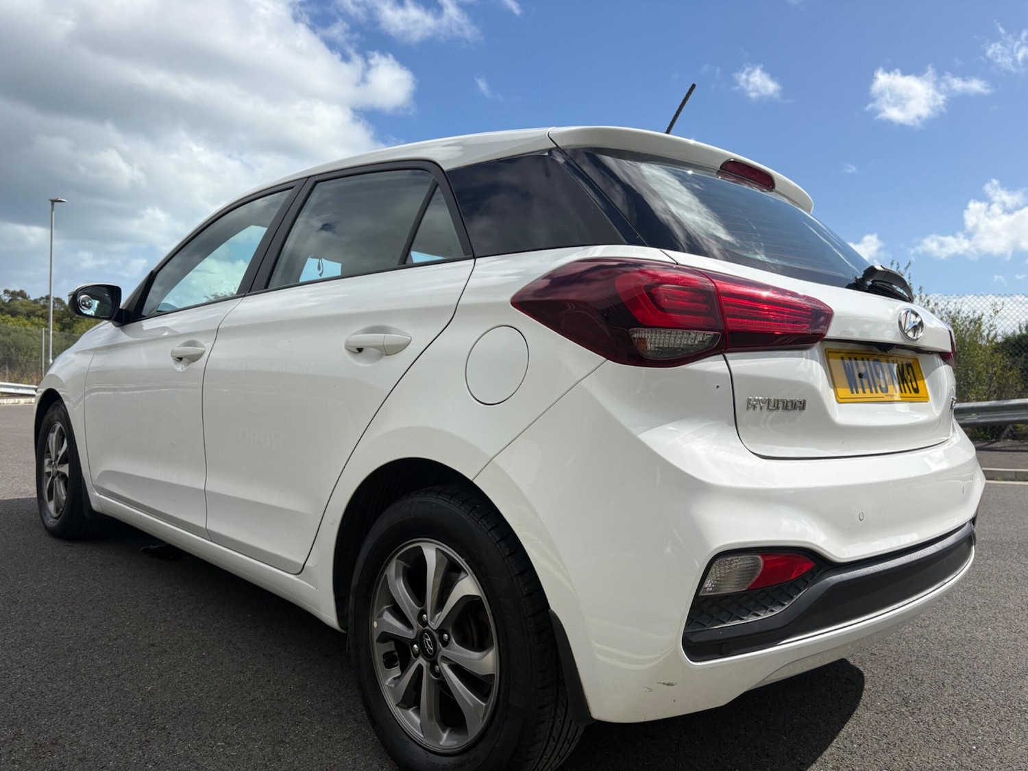 Used Hyundai i20 2019 for sale - 77330463: Photo 3