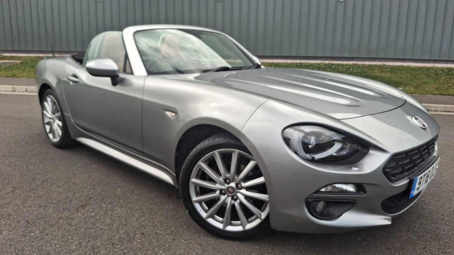 Used Fiat 124 Spider 2018 for sale - 76866347: Photo 1
