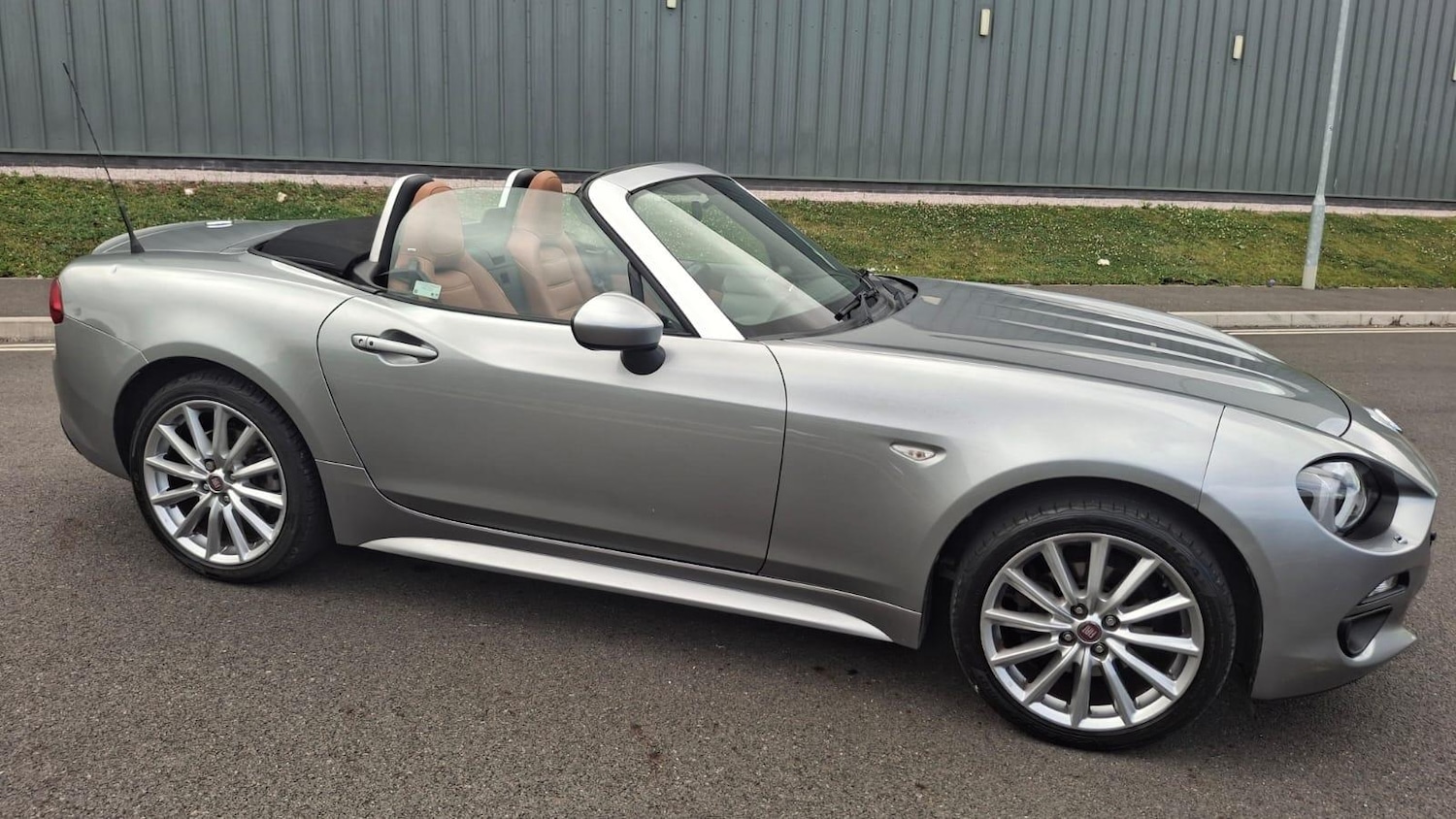 Used Fiat 124 Spider 2018 for sale - 76866347: Photo 23