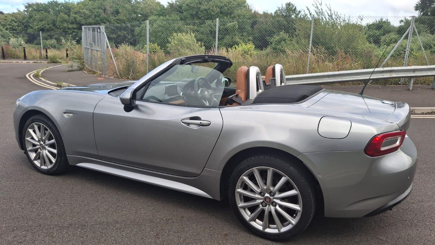 Used Fiat 124 Spider 2018 for sale - 76866347: Photo 25