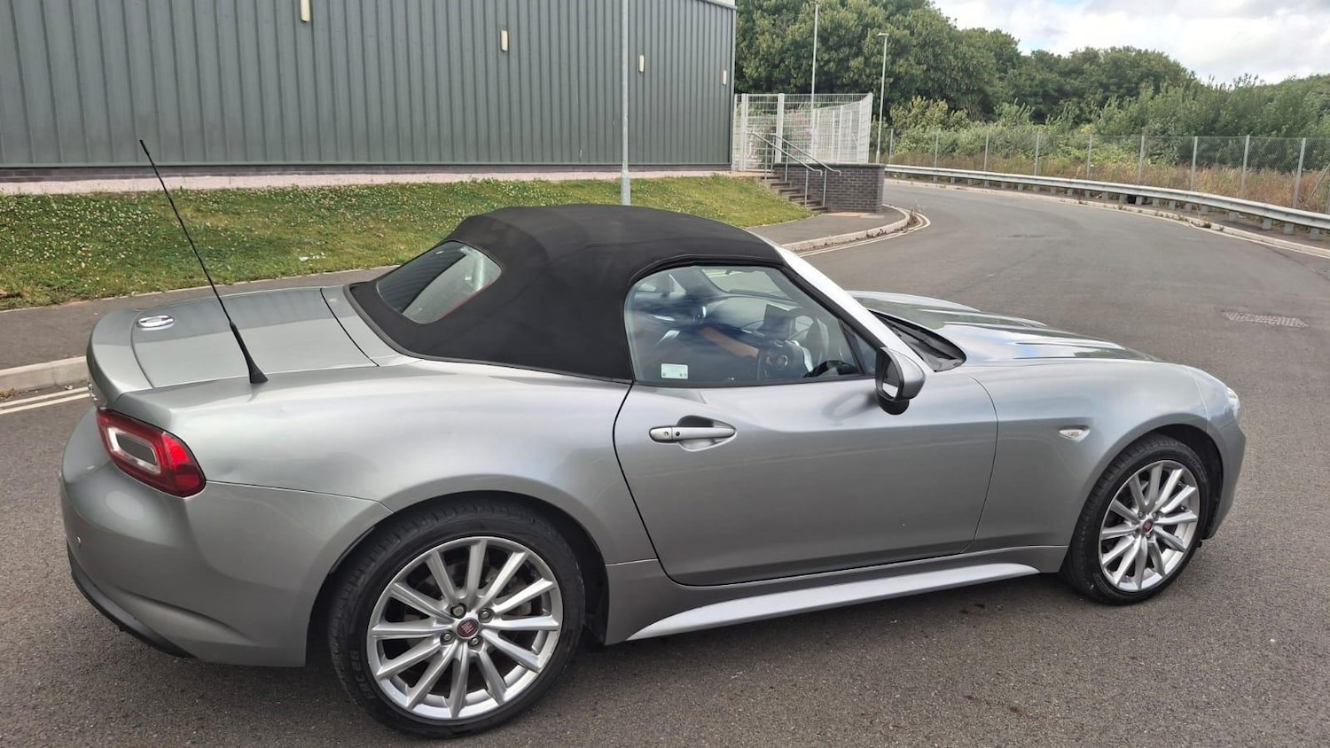Used Fiat 124 Spider 2018 for sale - 76866347: Photo 3
