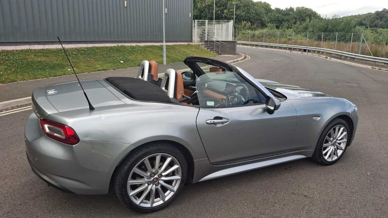 Used Fiat 124 Spider 2018 for sale - 76866347: Photo 30
