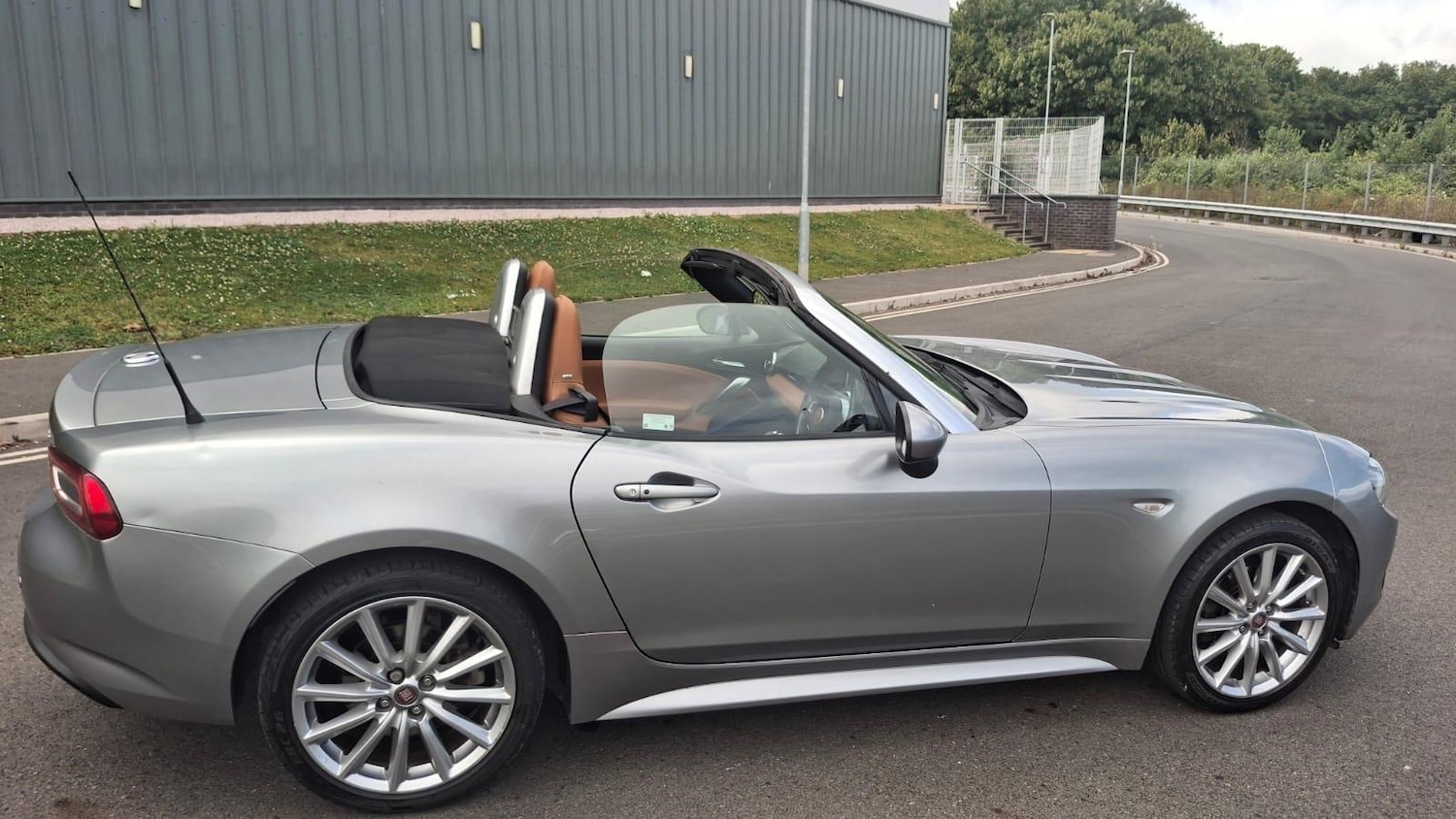 Used Fiat 124 Spider 2018 for sale - 76866347: Photo 32