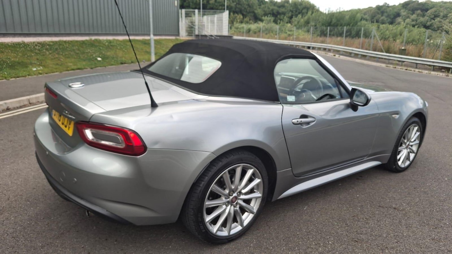 Used Fiat 124 Spider 2018 for sale - 76866347: Photo 4