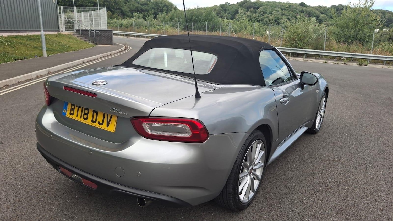 Used Fiat 124 Spider 2018 for sale - 76866347: Photo 6