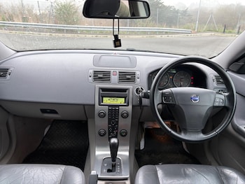 Used Volvo V50 2006 for sale - 77754200: Photo