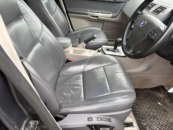 Used Volvo V50 2006 for sale - 77754200: Photo