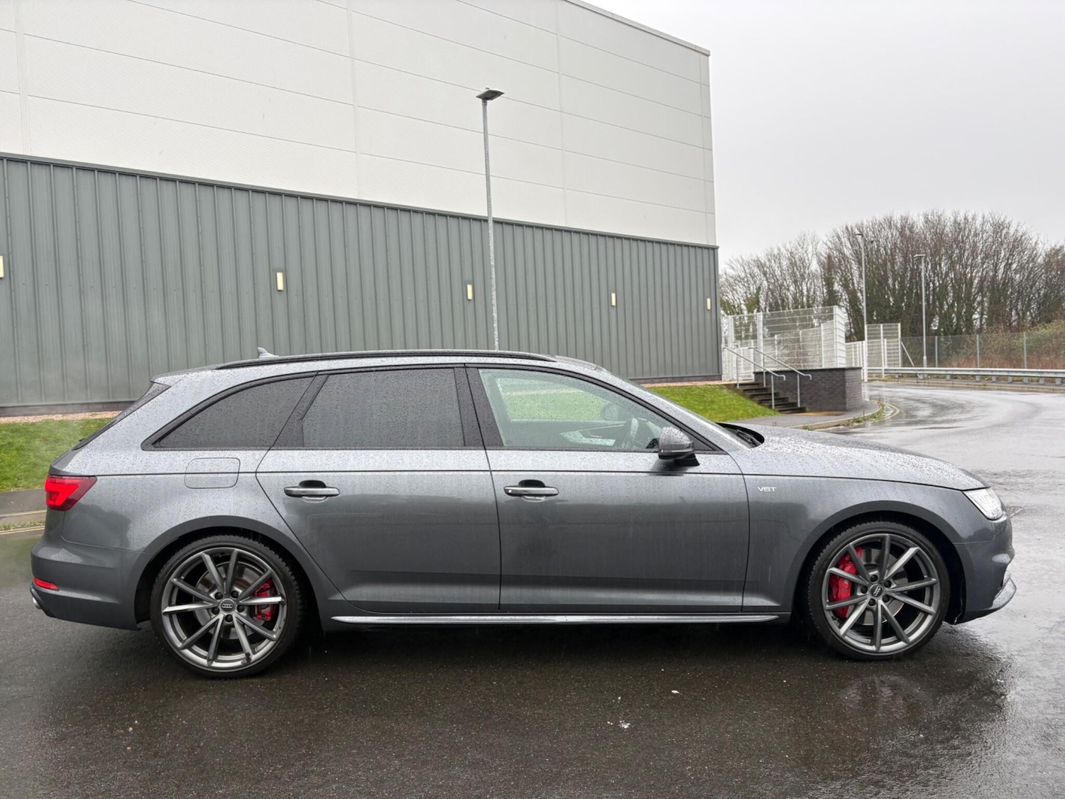 Used Audi A4 2018 for sale - 77143798: Photo 2