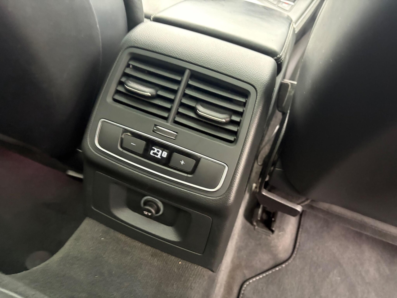 Used Audi A4 2018 for sale - 77143798: Photo 25