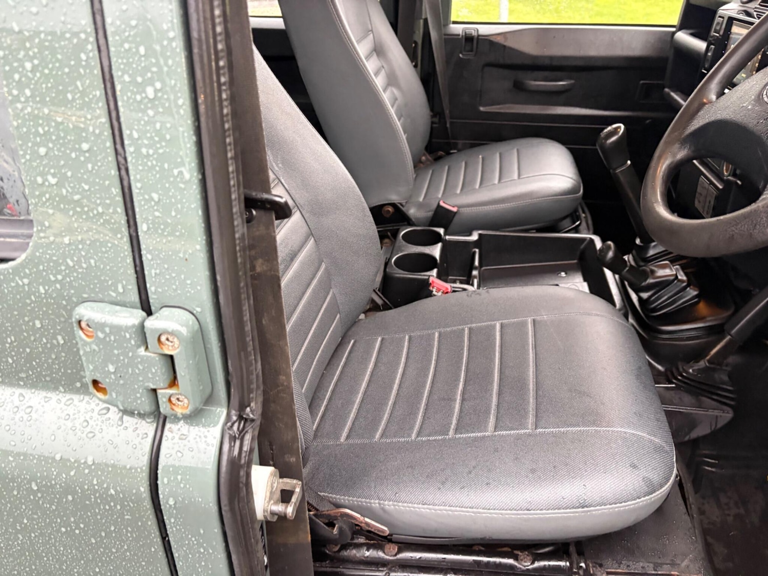 Used Land Rover Defender 2011 for sale - 77267295: Photo 28