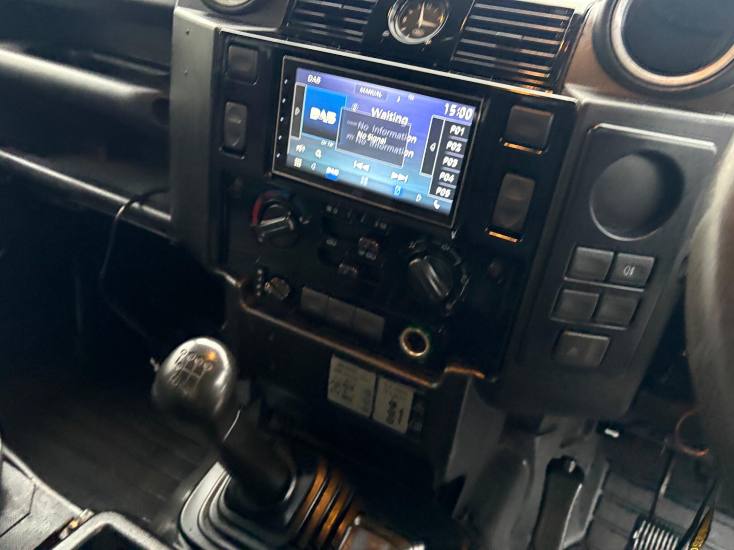 Used Land Rover Defender 2011 for sale - 77267295: Photo 32