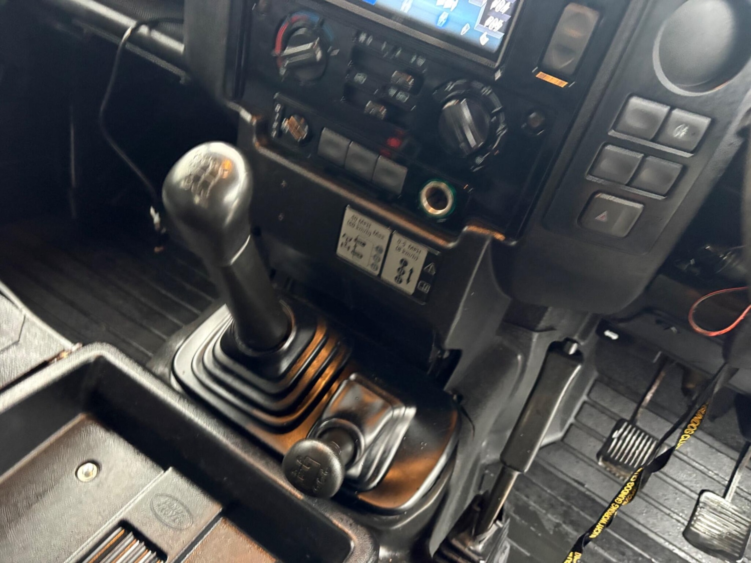 Used Land Rover Defender 2011 for sale - 77267295: Photo 33