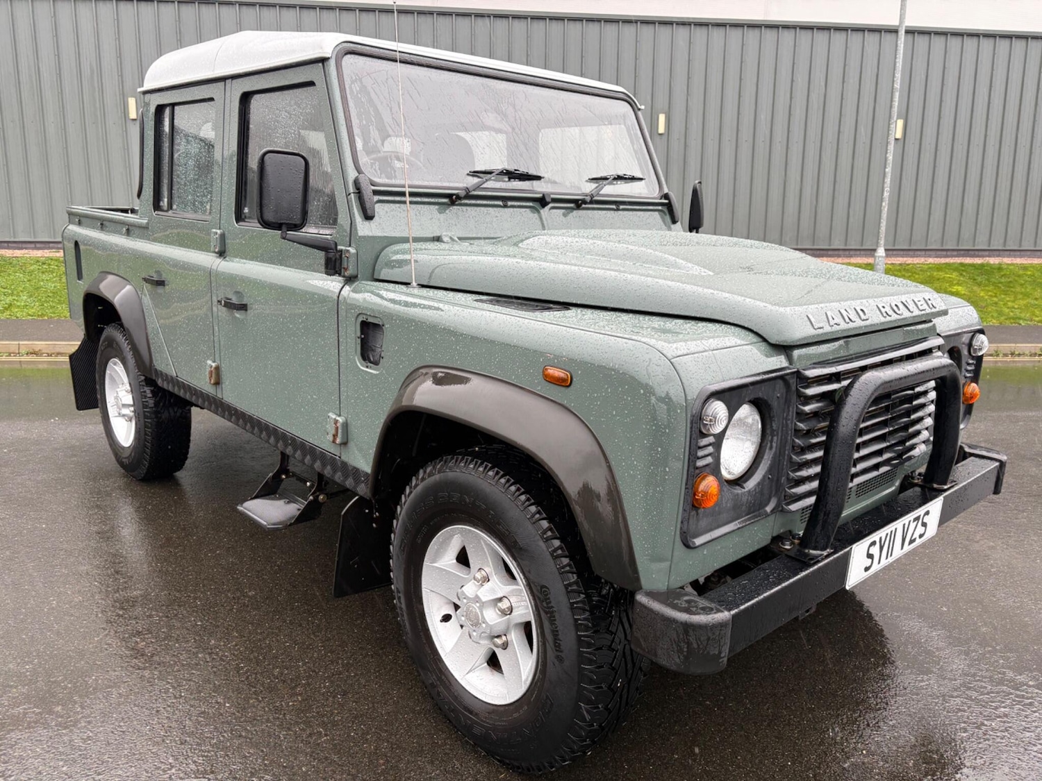 Used Land Rover Defender 2011 for sale - 77267295: Photo 9
