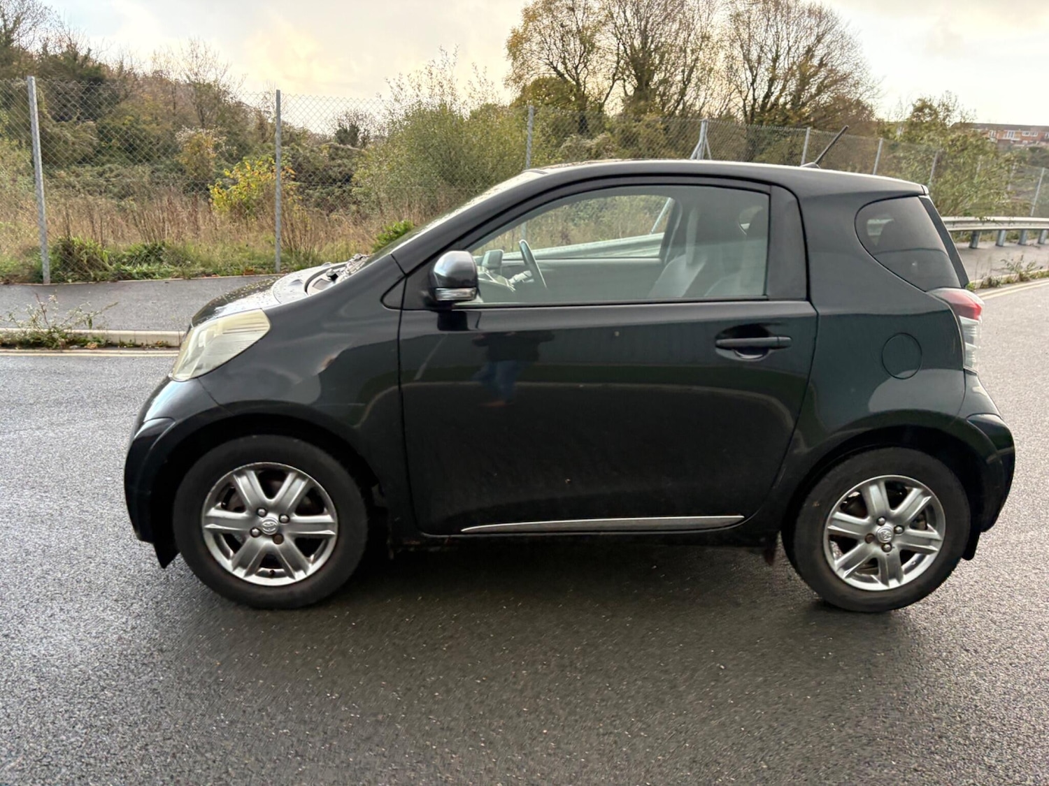 Used Toyota IQ 2009 for sale - 77163468: Photo 12