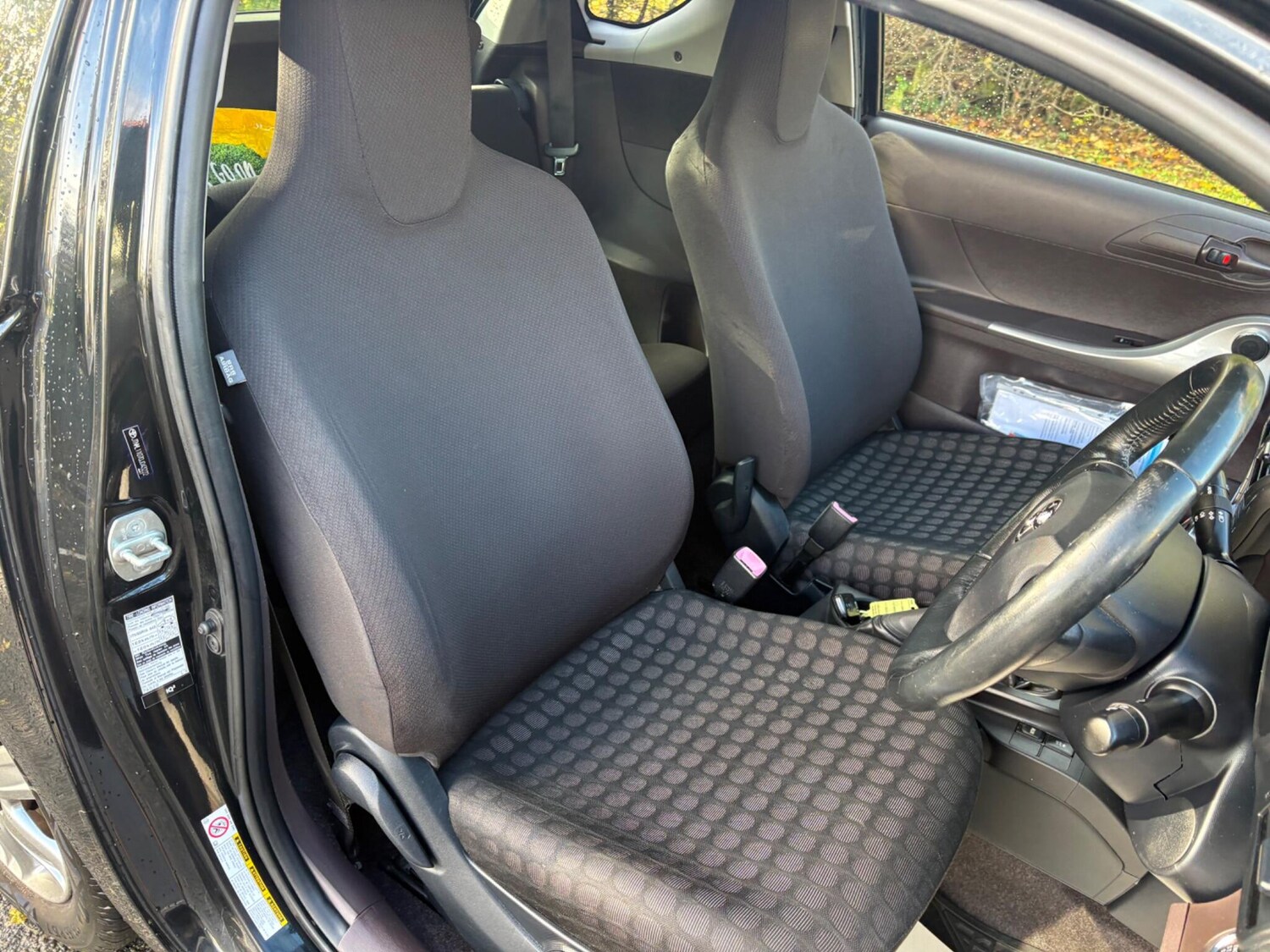 Used Toyota IQ 2009 for sale - 77163468: Photo 37