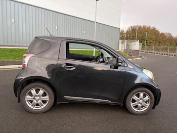 Used Toyota IQ 2009 for sale - 77163468: Photo