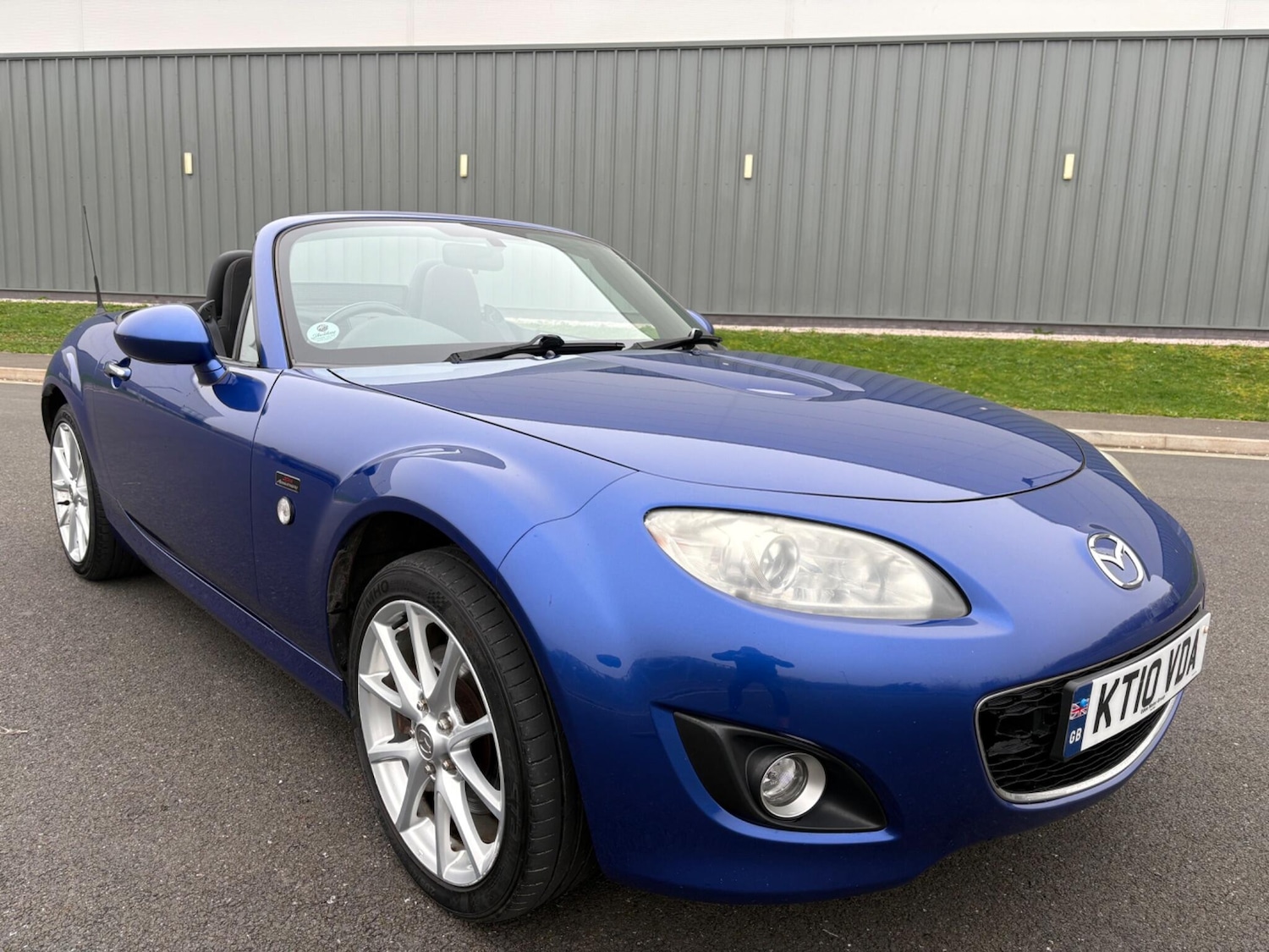Used Mazda MX-5 2010 for sale - 77939885: Photo 11