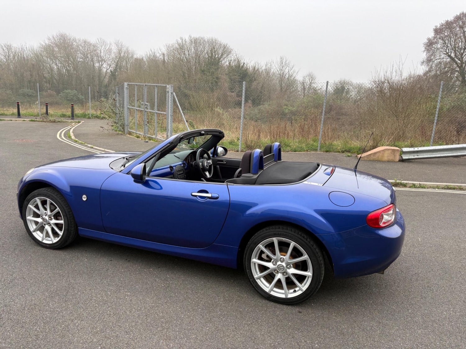 Used Mazda MX-5 2010 for sale - 77939885: Photo 18