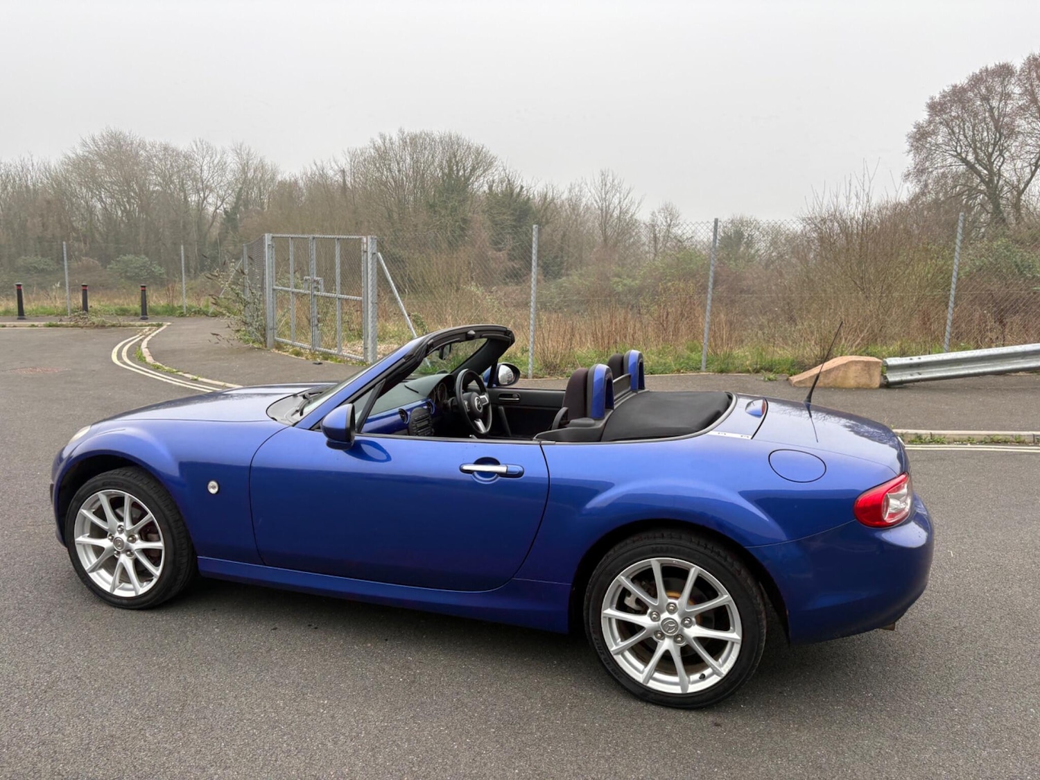 Used Mazda MX-5 2010 for sale - 77939885: Photo 34