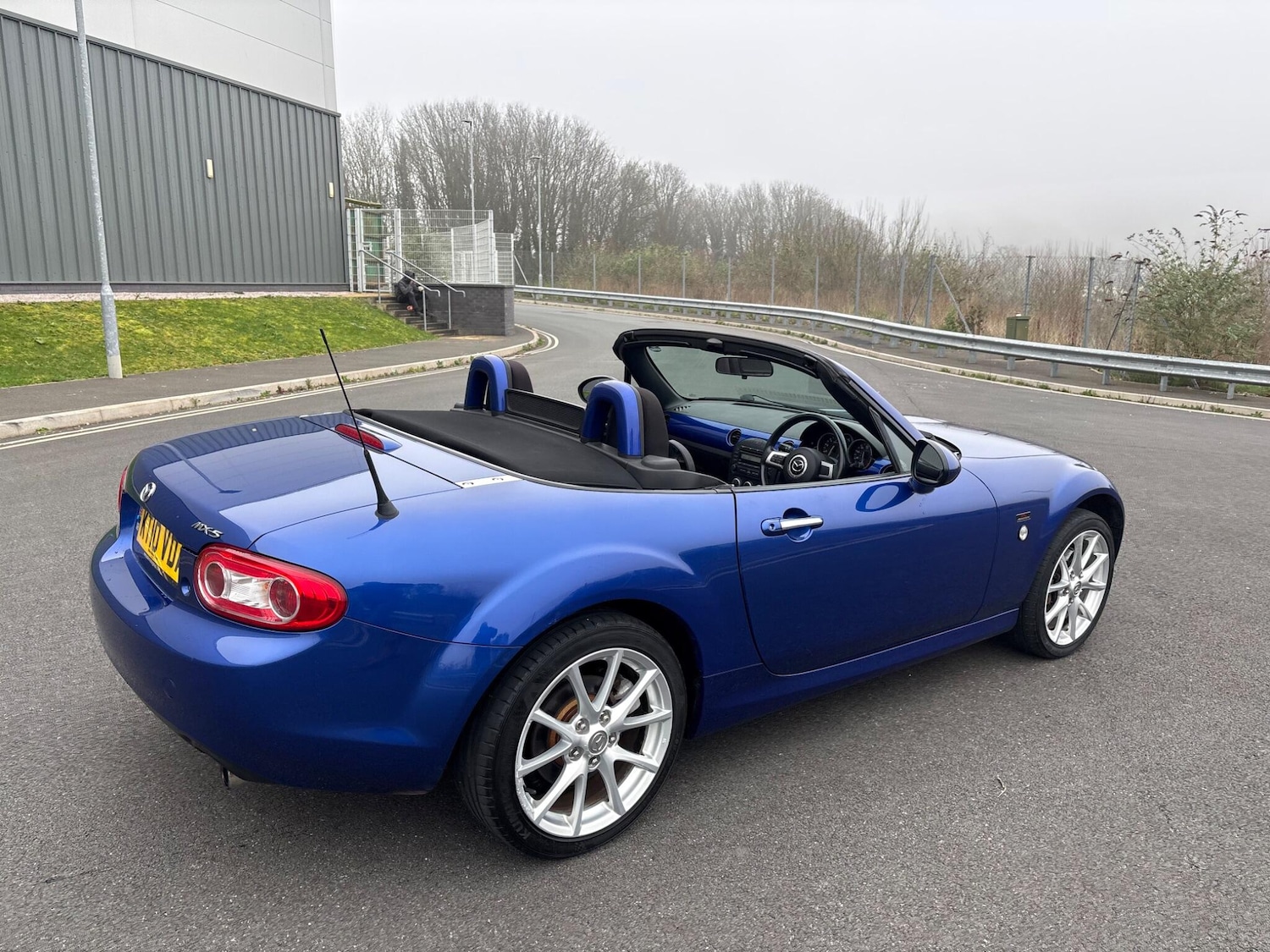 Used Mazda MX-5 2010 for sale - 77939885: Photo 38