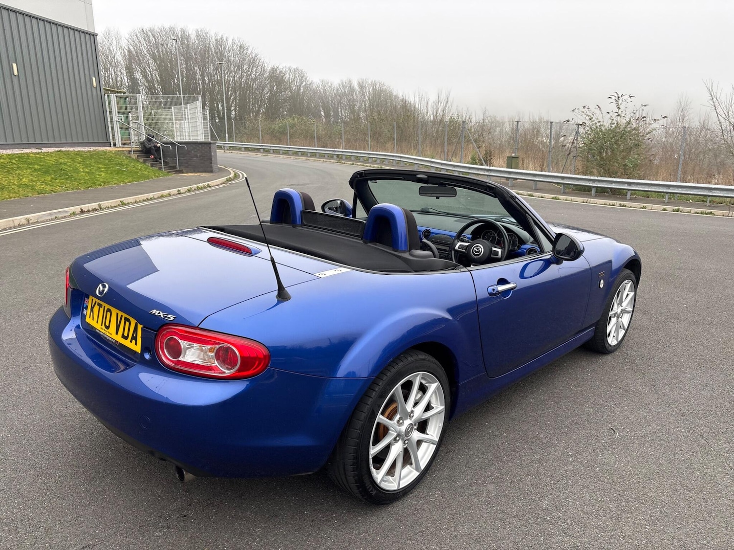 Used Mazda MX-5 2010 for sale - 77939885: Photo 51