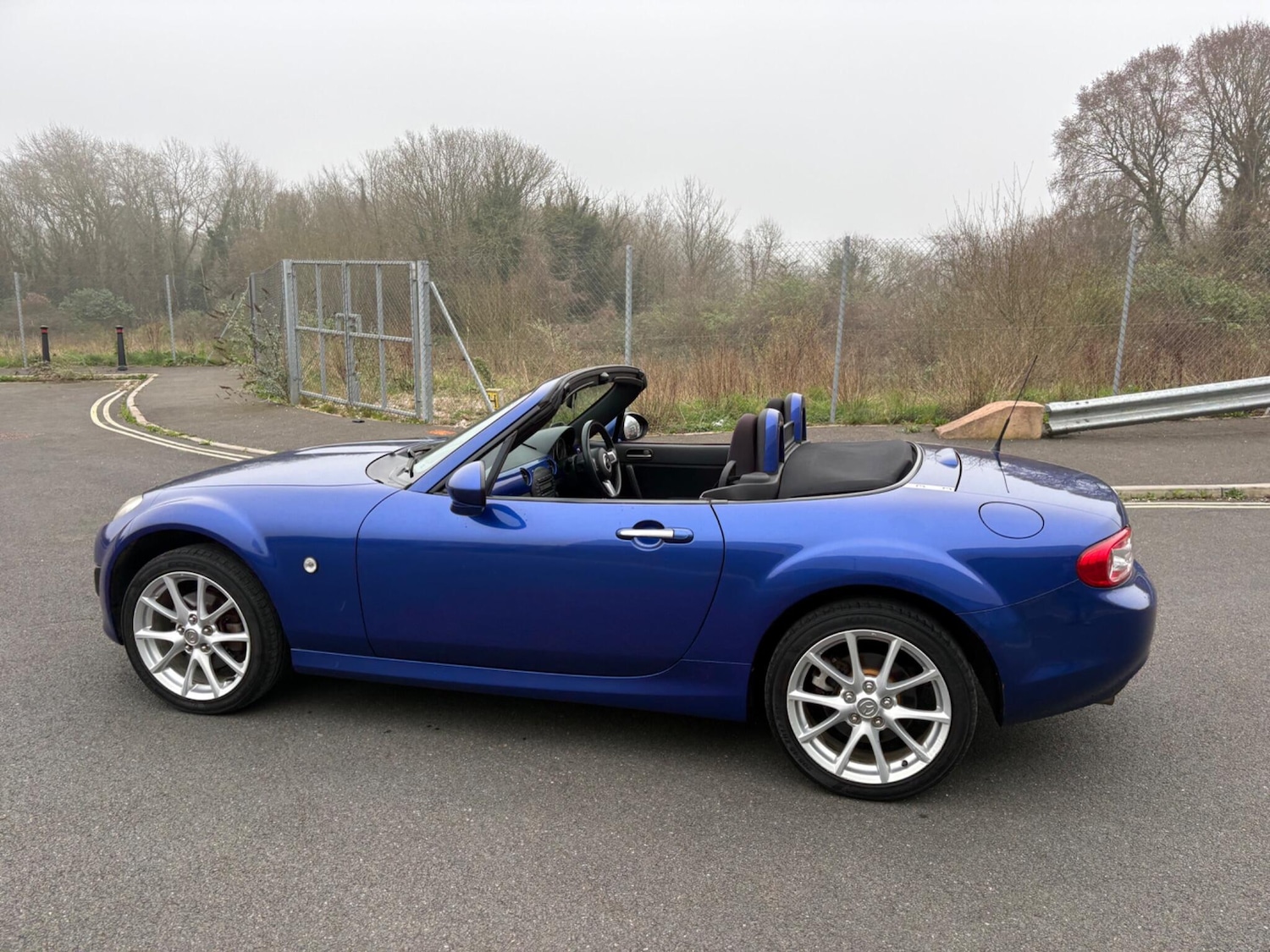 Used Mazda MX-5 2010 for sale - 77939885: Photo 56