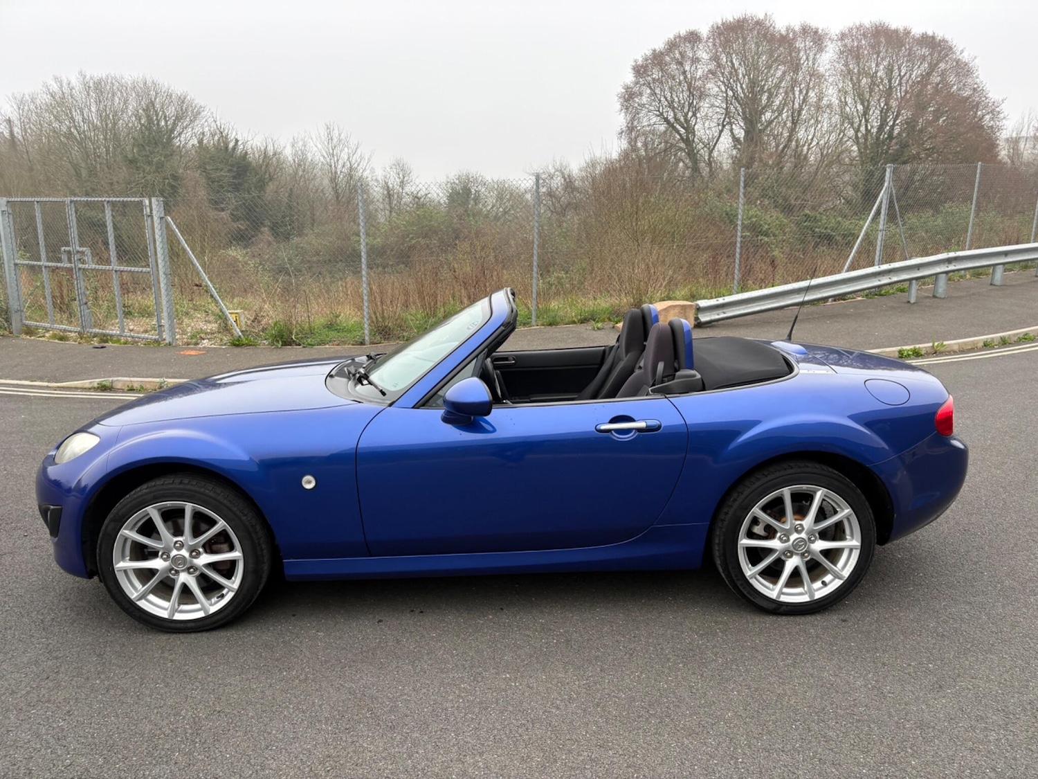 Used Mazda MX-5 2010 for sale - 77939885: Photo 57